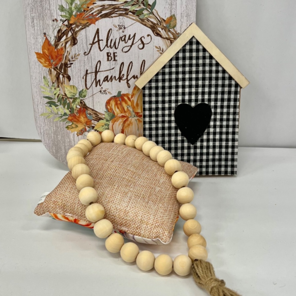 Wooden bead decor - Picture 2 of 2